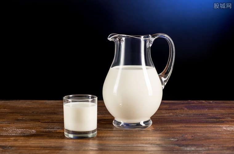 雪印召回40万婴儿奶