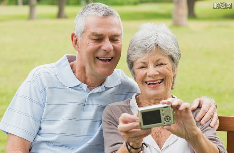 退休职称是否与待遇挂钩