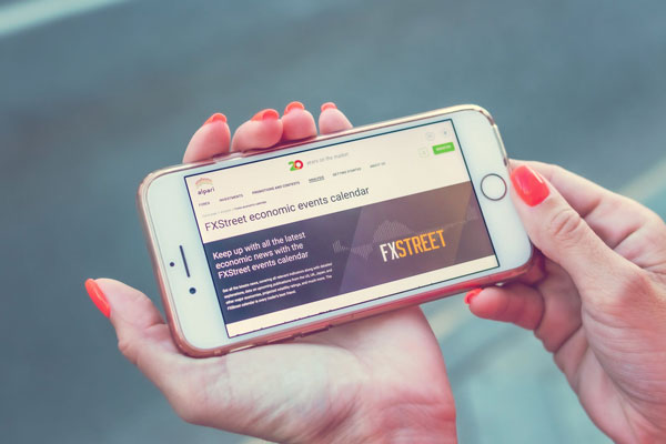 外汇开户用什么银行卡？炒外汇必须去银行吗？