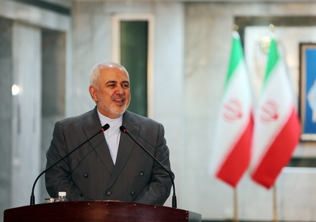 “核弹之父”家门口遇刺！伊朗强压怒火等白宫易主