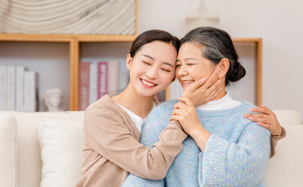 德华安顾孝亲宝健康告知严不严?有什么优势?值得买吗