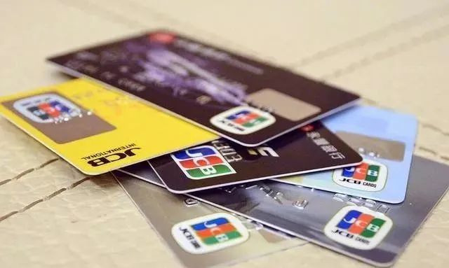 银行为什么老是发短信邀请办信用卡？真的因为你资质好吗