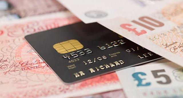 接头暗号：“爷青回！” 银行拿什么打动这个群体？