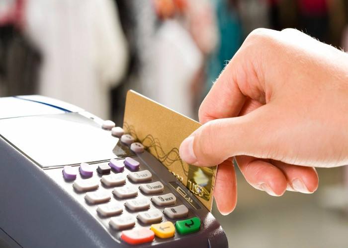 信用卡逾期15天有事吗_怎么办