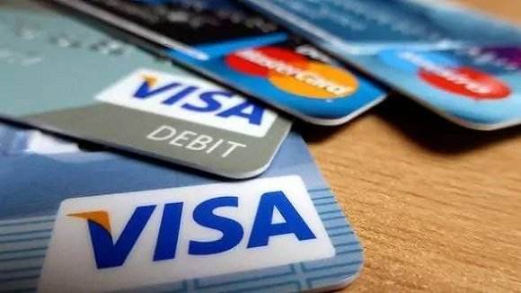 信用卡逾期超过90天后果_还能办信用卡吗