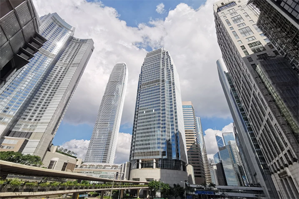 盈汇企业通过港交所主板聆讯，多久可以上市？