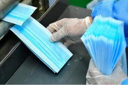 口罩的材料有哪些，口罩N95正确的佩戴方式