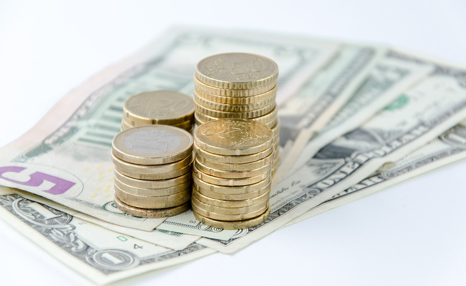 基金是什么交易模式？什么叫基金定投资交易？