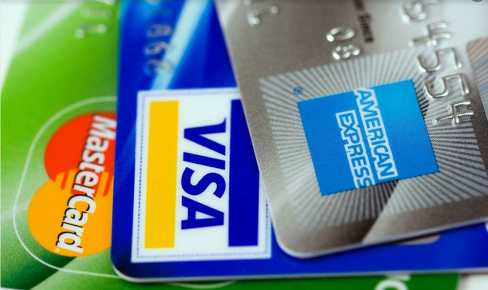 信用卡怎么办？初次申请信用卡的条件？