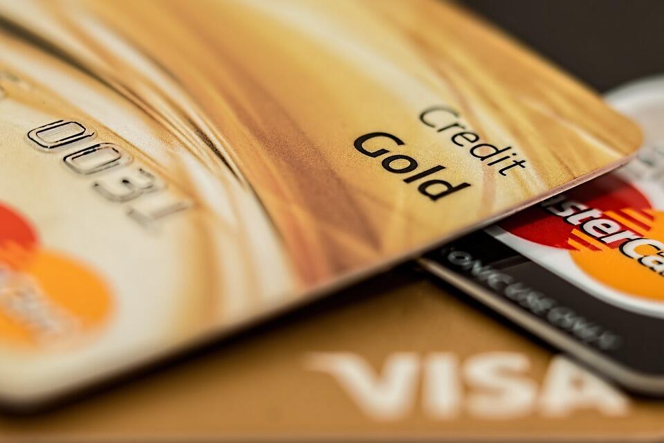 信用卡办理流程有哪些？网上申请信用卡流程是什么？