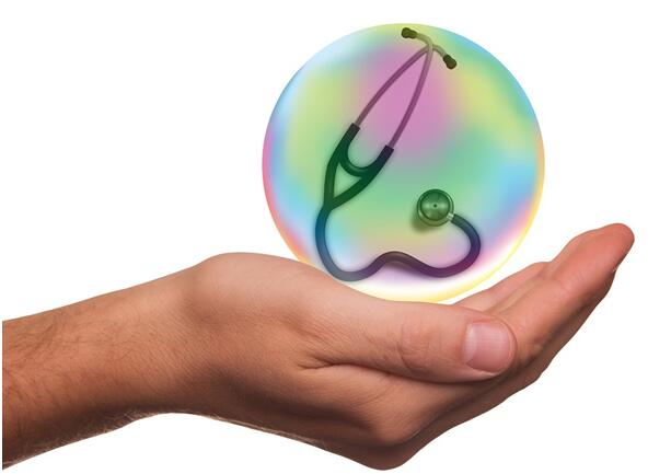 重大疾病保险哪家好？超过45岁还有必要买保险吗？