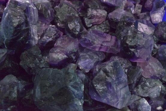 萤石矿用途有哪些，萤石矿的上市公司