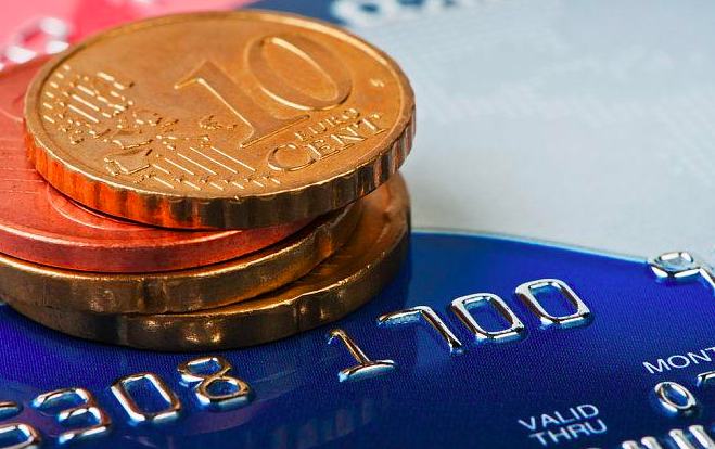 分期价码不可“躲猫猫”，银行晒出信用卡分期年化利率