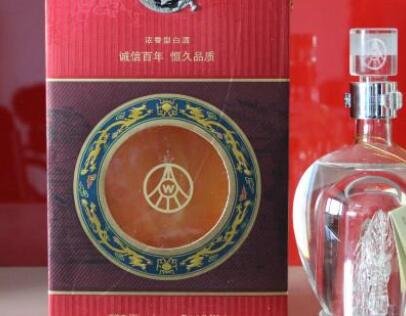 五粮液百年老店是什么情况，五粮液近十年来股价走势如何