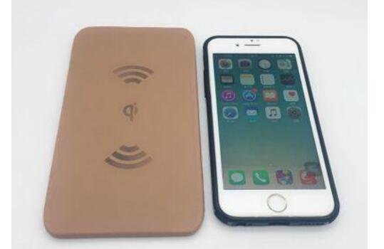 手机无线充电的是什么原理？手机无线充电要如何使用？