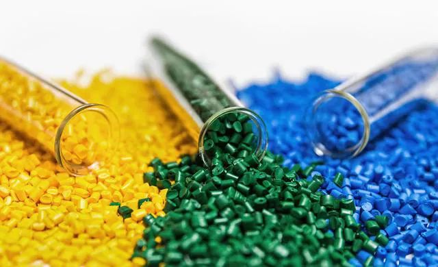 AxiTrader：市场份额不到1%！巨石龙IPO能否打破运营净现金流持续为负的魔咒？