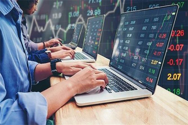 中概股全线大跌，中概股如何回归？