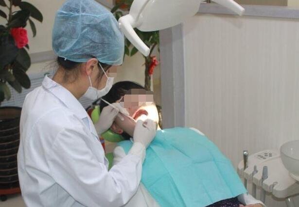 中国97%的成年人患有牙结石，牙结石怎么清理掉，口腔健康的标准有哪些