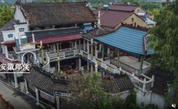 老人花21年将危房改成龙宫长啥样，中国古建筑有什么特点，古建筑有哪几种风格