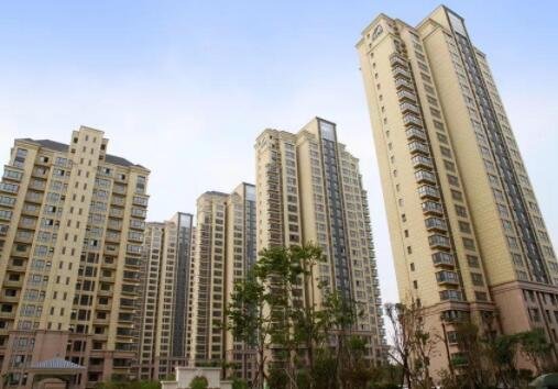 4月全国70城房价出炉具体城市名单公布，2021年房价走势及楼市和股市的涨跌关系