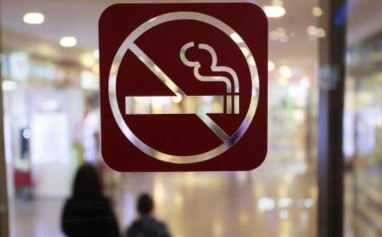 中国每年因吸烟死亡人数超百万，吸烟具体引发哪些疾病以及现在控烟表现