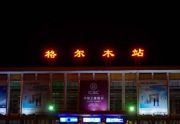 全国铁路将实行新的列车运行图火车高铁有什么新变化，列车运行图为什么总在调整