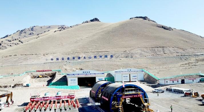 世界上最长的高速公路隧道有多长，打通这样的超级隧道有多难，世界公路最长的隧道有哪些