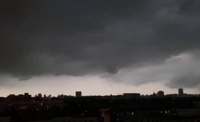 3个字总结如何防范暴雨是哪仨字，未来24小时天气情况如何，暴雨的防范措施有哪些