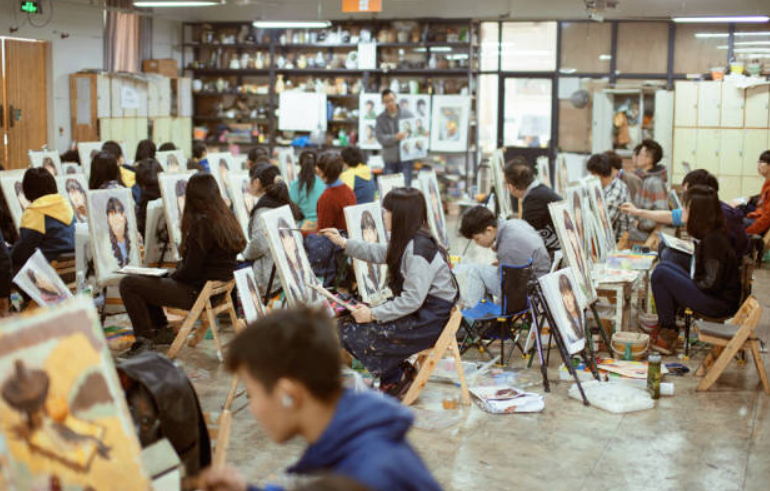 第一美考网给美术生的建议：美术考生怎么选画室