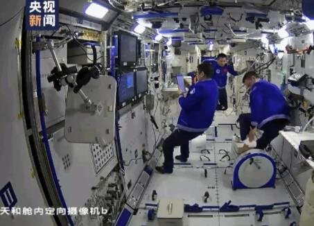 新一季太空生活剧透来了，三名航天员身体情况如何，是什么让空间站安全、便利