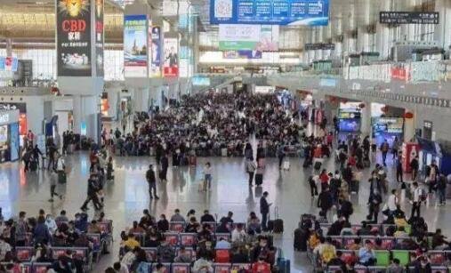 国庆火车票将开售，今年的火车票有哪些变化？抢火车票有哪些技巧？