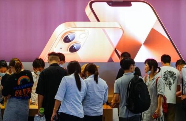 iPhone13创下苹果最长等待期，iPhone 13为什么这么受欢迎，以至于供不应求？