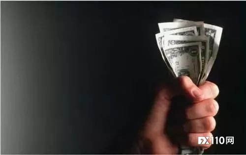 学会断臂求生！别让“沉没成本"拖垮你！