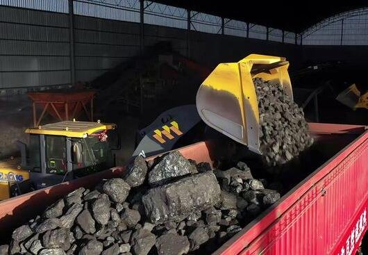 内蒙古全力保供全国用煤如何解读，内蒙增产那么多煤炭价格怎么还涨，煤炭概念股一览