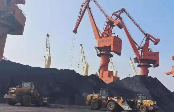 煤炭暴涨下的煤老板富得没感觉了，煤炭价格上涨的原因是什么？煤去哪里了？