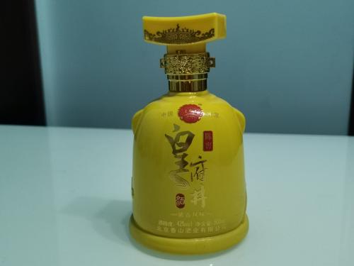 年内消费主题基金整体表现欠佳 贵州茅台年内跌幅已达7%