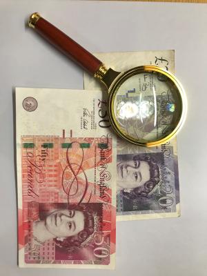 A股11月出现“八二现象” 机构称消费类板块年末表现相对强势