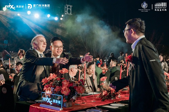 乌拉圭驻上海总领事马塞罗·马龙出席宁波万象城2022非凡之夜贵宾晚宴—乌拉圭风情文化节活动