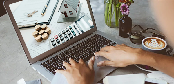 什么情况人民币大幅贬值？人民币贬值如何投资？